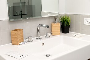 Heaven on Baltimore Downtown Fully Furnished Apartments