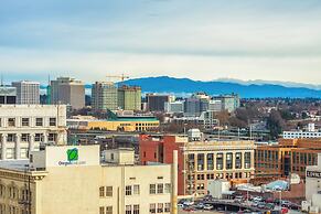 The Duniway Portland A Hilton Hotel