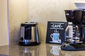 Heaven on Baltimore Harborfront Fully Furnished Apartments