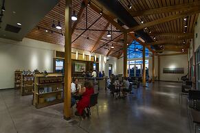 Holiday Inn Express & Suites Prosser - Yakima Valley Wine by IHG