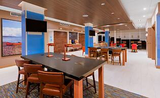 Holiday Inn Express & Suites Prosser - Yakima Valley Wine by IHG