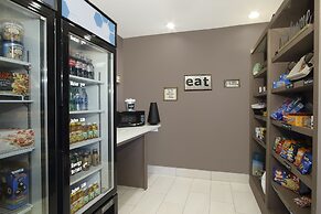 Holiday Inn Express & Suites Columbus North by IHG