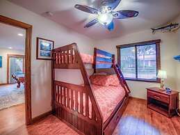 Island Oasis 6 Bedroom Holiday Home