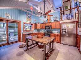 Island Oasis 6 Bedroom Holiday Home