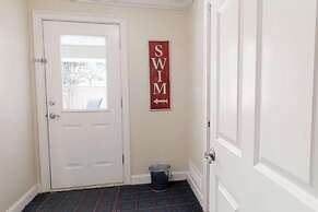 Palm Breeze 5 Bedroom Holiday Home