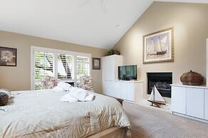 Southern Soleil 5 Bedroom Holiday Home