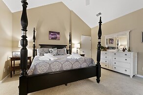 Southern Soleil 5 Bedroom Holiday Home