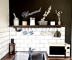 Karawatha Cottages B&B