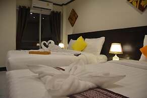 Patong Moon Inn Guesthouse