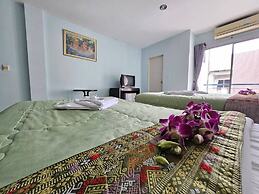 Patong Moon Inn Guesthouse