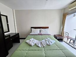 Patong Moon Inn Guesthouse