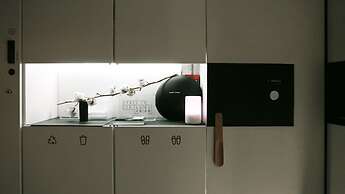 SLEEEP - Capsule Hotel