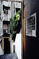 SLEEEP - Capsule Hotel