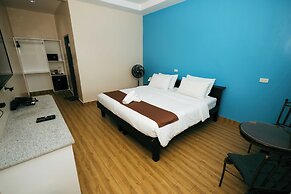 Pescadores Suites Moalboal