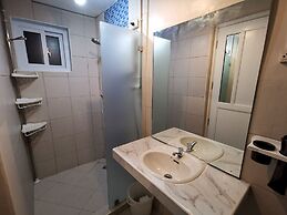 Pescadores Suites Moalboal