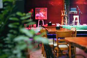 Pescadores Suites Moalboal