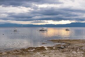 Pescadores Suites Moalboal