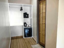 Pescadores Suites Moalboal