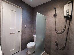 Pescadores Suites Moalboal