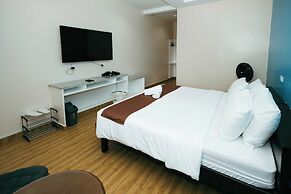 Pescadores Suites Moalboal