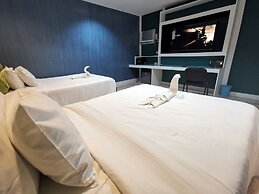 Pescadores Suites Moalboal