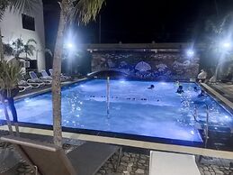 Pescadores Suites Moalboal