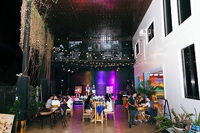 Pescadores Suites Moalboal