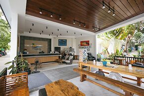 Pescadores Suites Moalboal