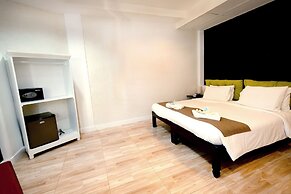 Pescadores Suites Moalboal