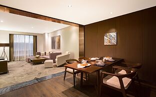 Tigre de Cristal Resort & Casino