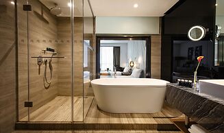 Tigre de Cristal Resort & Casino