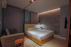 The Link Yangon Boutique Hotel