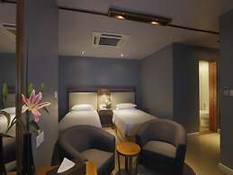 The Link Yangon Boutique Hotel