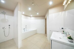 Sky Tower Apartments