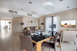 Sky Tower Apartments