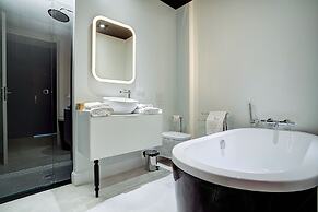 Sky Tower Apartments