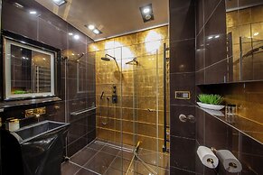 Sky Tower Apartments