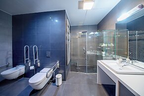 Sky Tower Apartments