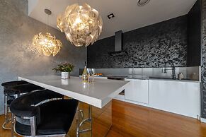 Sky Tower Apartments