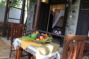 Villa Pinnawala & Restaurant
