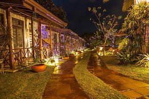 Villa Pinnawala & Restaurant