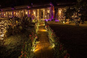 Villa Pinnawala & Restaurant