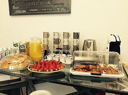 Atmos Luxe Navigli Hostel & Rooms