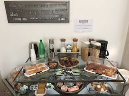 Atmos Luxe Navigli Hostel & Rooms