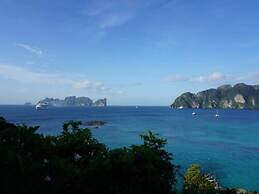 HIP Seaview Resort at Phi Phi
