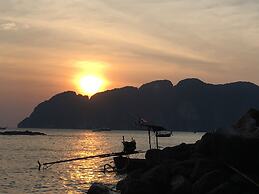HIP Seaview Resort at Phi Phi