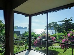 HIP Seaview Resort at Phi Phi