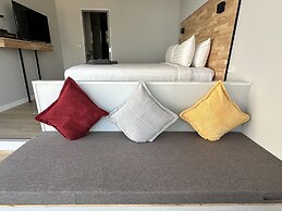 HIP Seaview Resort at Phi Phi