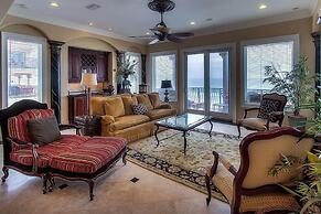 Casa de Cielo 4 Bedroom Holiday Home by Five Star Properties