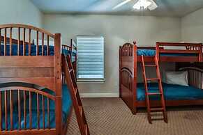 Casa de Fiesta 5 Bedroom Holiday Home by Five Star Properties